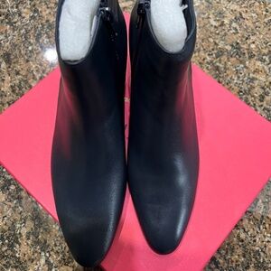 Vaneli 11S Dany Ankle Boot